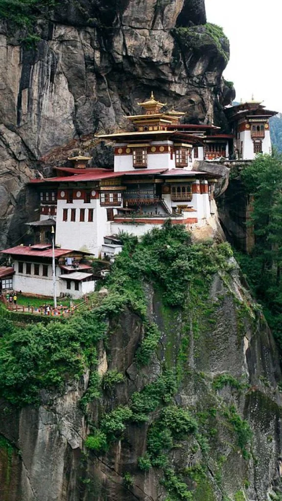 Bhutan Thumb c 576x1024 1